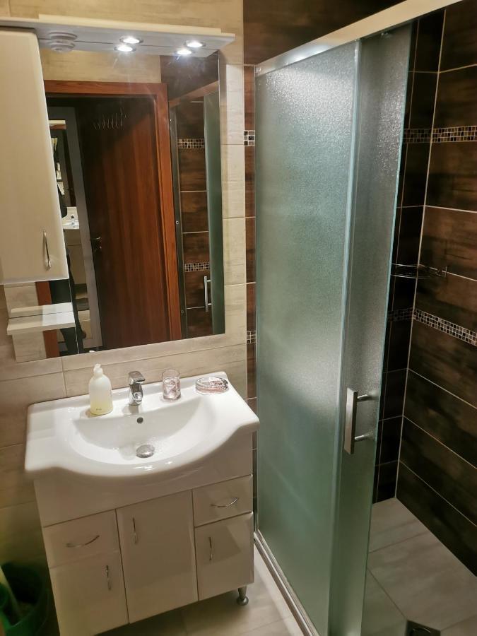 Szabo Apartman Sarvar Bagian luar foto
